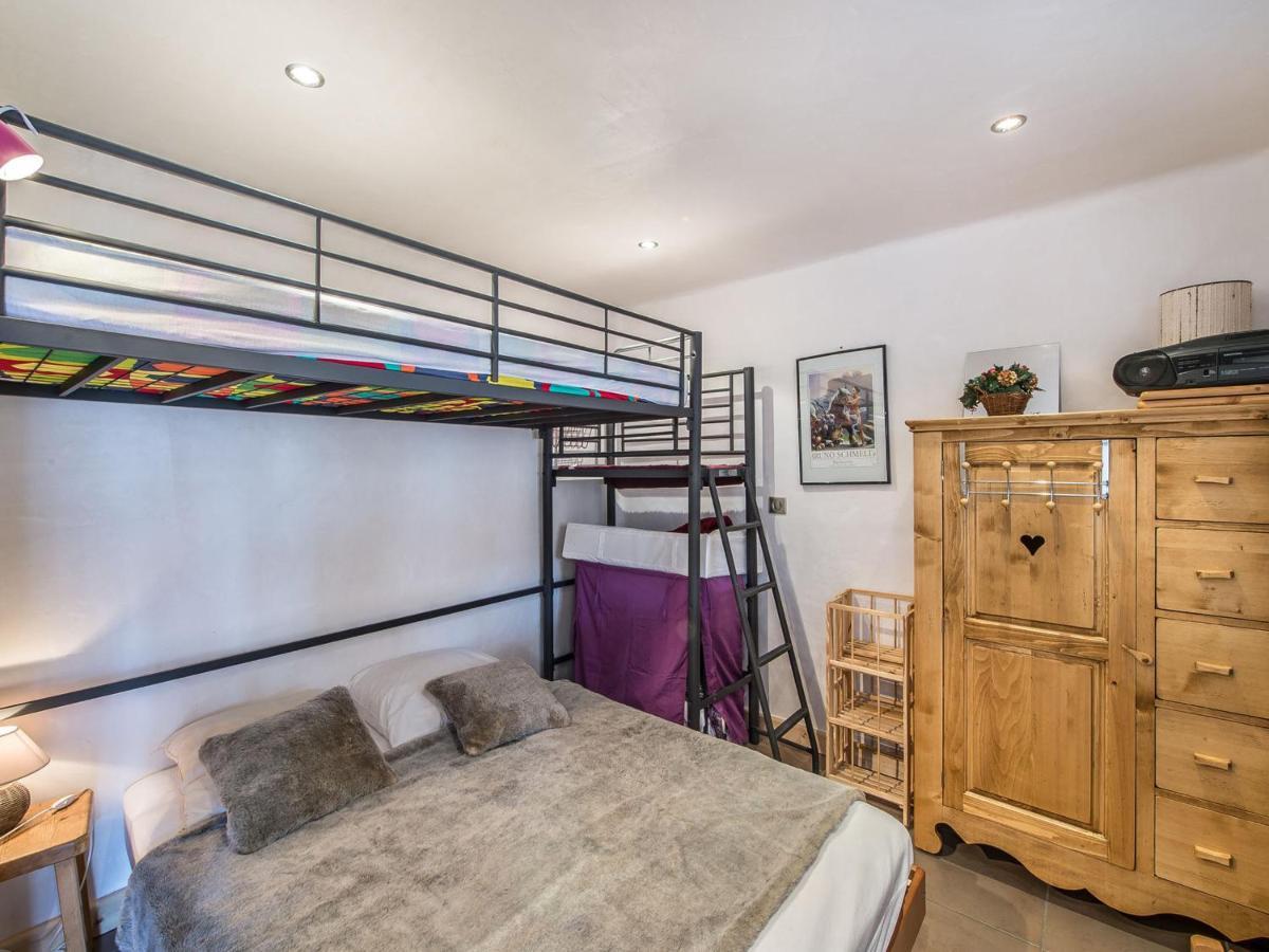 Renove, Au Pied, En Plein Centre De Moriond - Fr-1-563-59 Apartment *